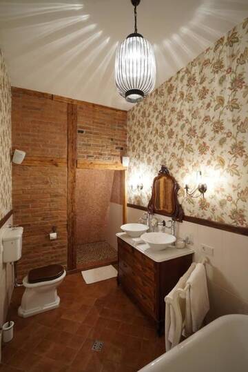 Фото номера Улучшенный двухместный номер с 1 кроватью Отель Liepupe Manor г. Liepupe 4