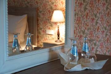 Фото номера Улучшенный двухместный номер с 1 кроватью Отель Liepupe Manor г. Liepupe 9